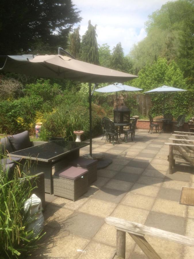 The Bridge Guest House Coltishall ภายนอก รูปภาพ