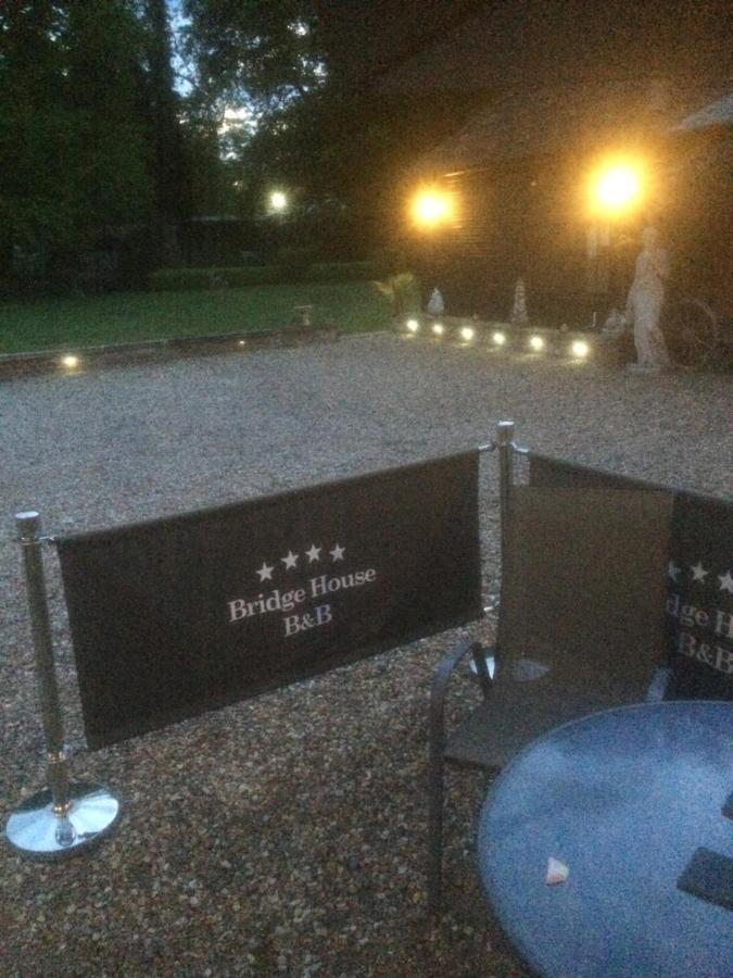 The Bridge Guest House Coltishall ภายนอก รูปภาพ